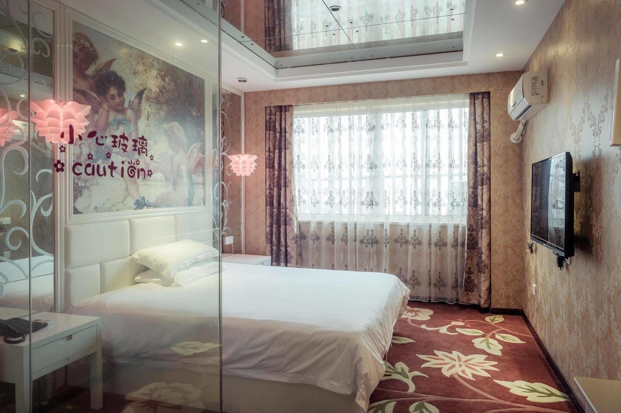 Milan Fashion Hotel Töcsing Kültér fotó
