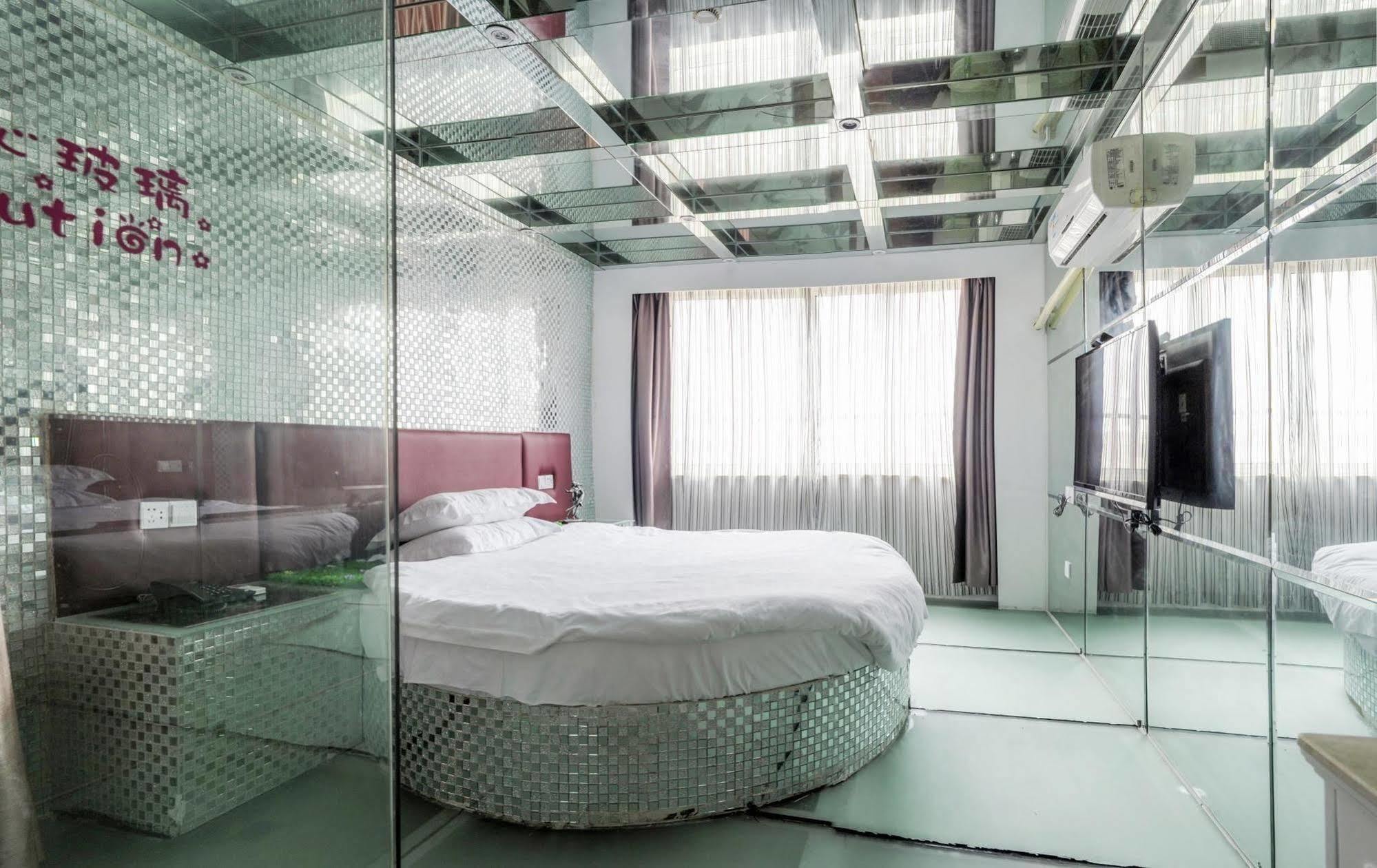 Milan Fashion Hotel Töcsing Kültér fotó