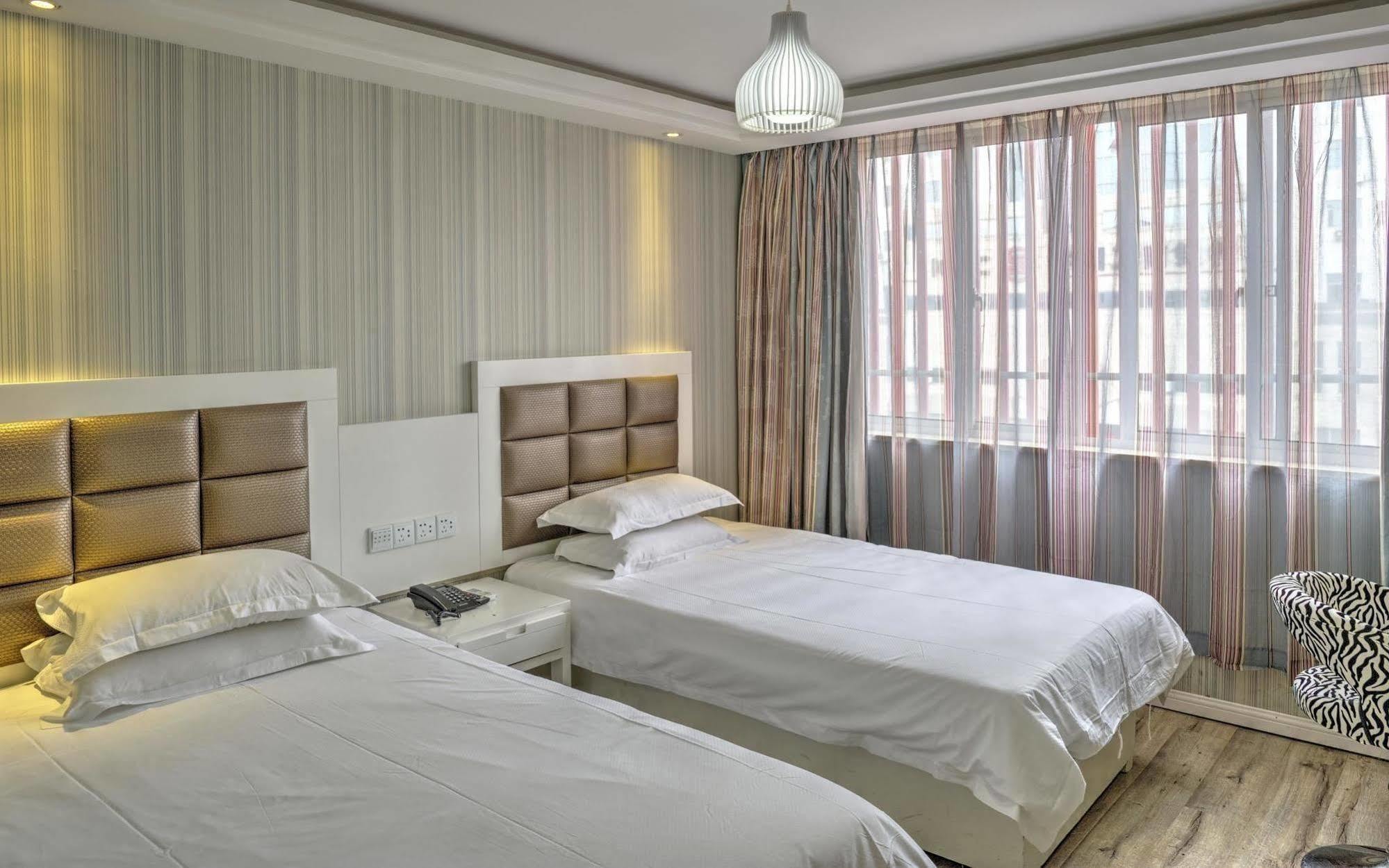 Milan Fashion Hotel Töcsing Kültér fotó