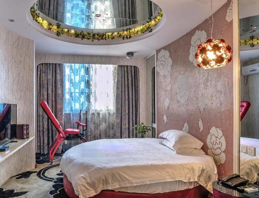 Milan Fashion Hotel Töcsing Kültér fotó