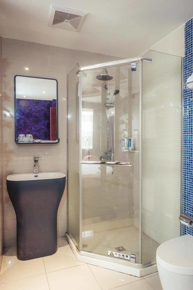 Milan Fashion Hotel Töcsing Kültér fotó